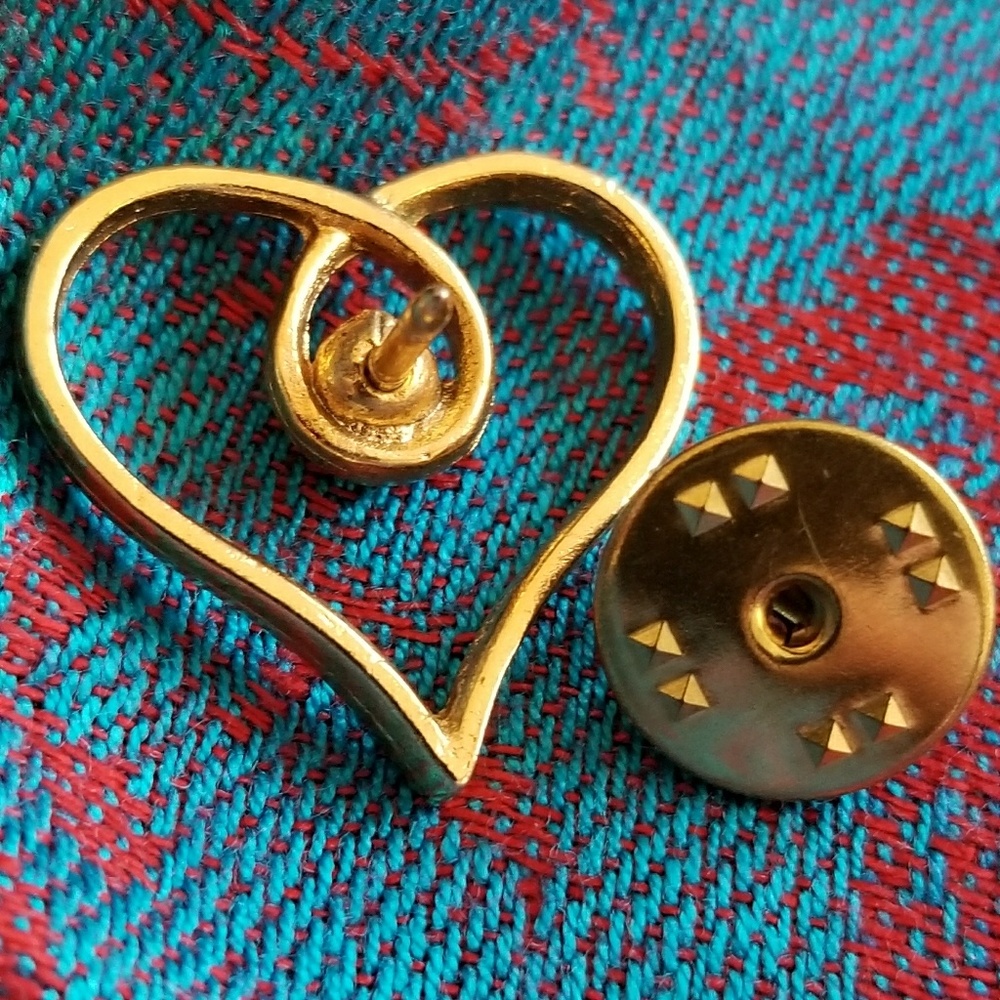 Vintage heart brooch tack pin gold tone broach red gem valentine's day - Picture 4 of 4
